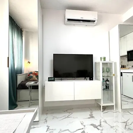 Apartamento Estudio “The Mirror” Torrevieja Exterior foto